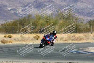 media/Jan-09-2022-SoCal Trackdays (Sun) [[2b1fec8404]]/Turn 6 (1035am)/